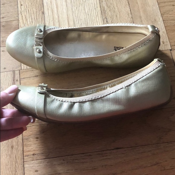 Michael Kors flats. Gold color. - Picture 2 of 3